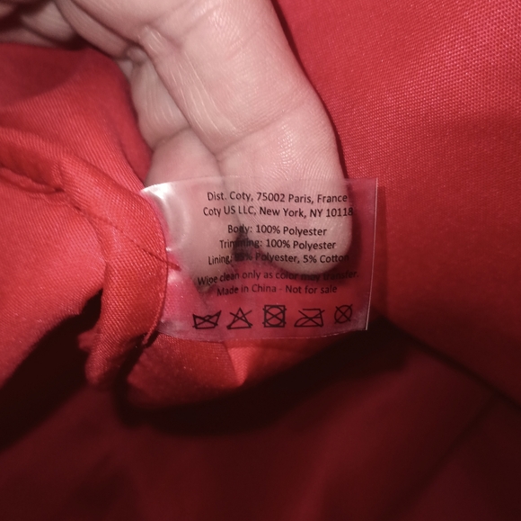 Marc Jacobs Daisy Fragrance Red Tote Bag (NWT) - Picture 9 of 10